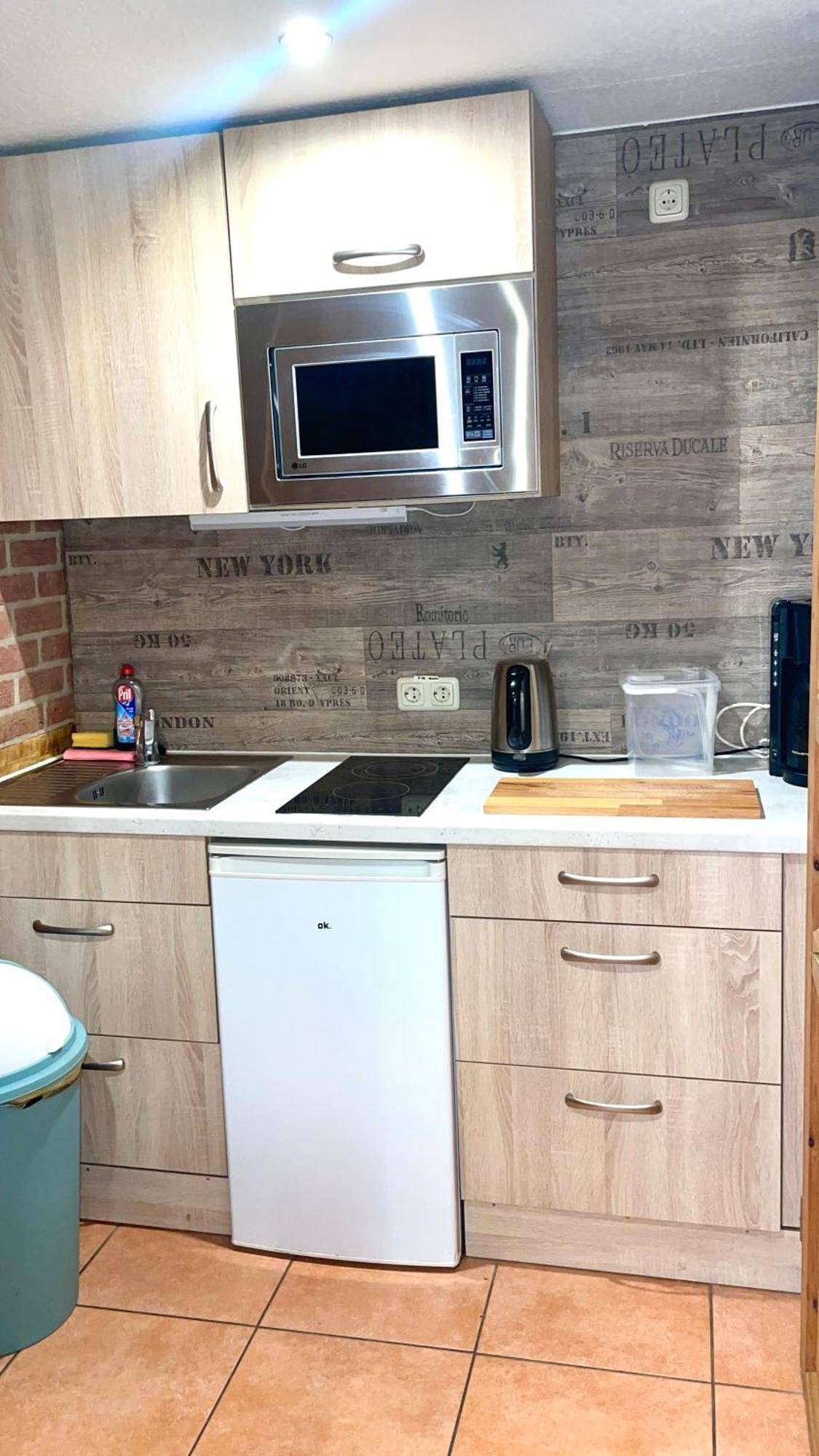 Altes Landhaus Oste, Klavier Appartement, 2 Zimmer Mit Kamin Hemmoor Eksteriør bilde