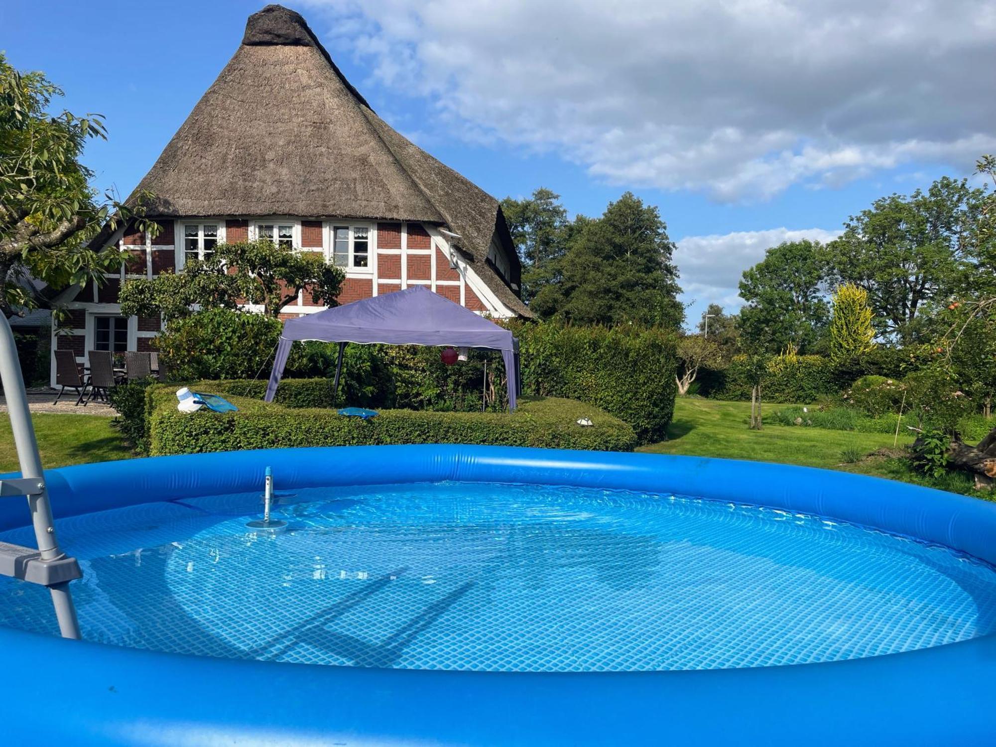 Altes Landhaus Oste, Klavier Appartement, 2 Zimmer Mit Kamin Hemmoor Eksteriør bilde